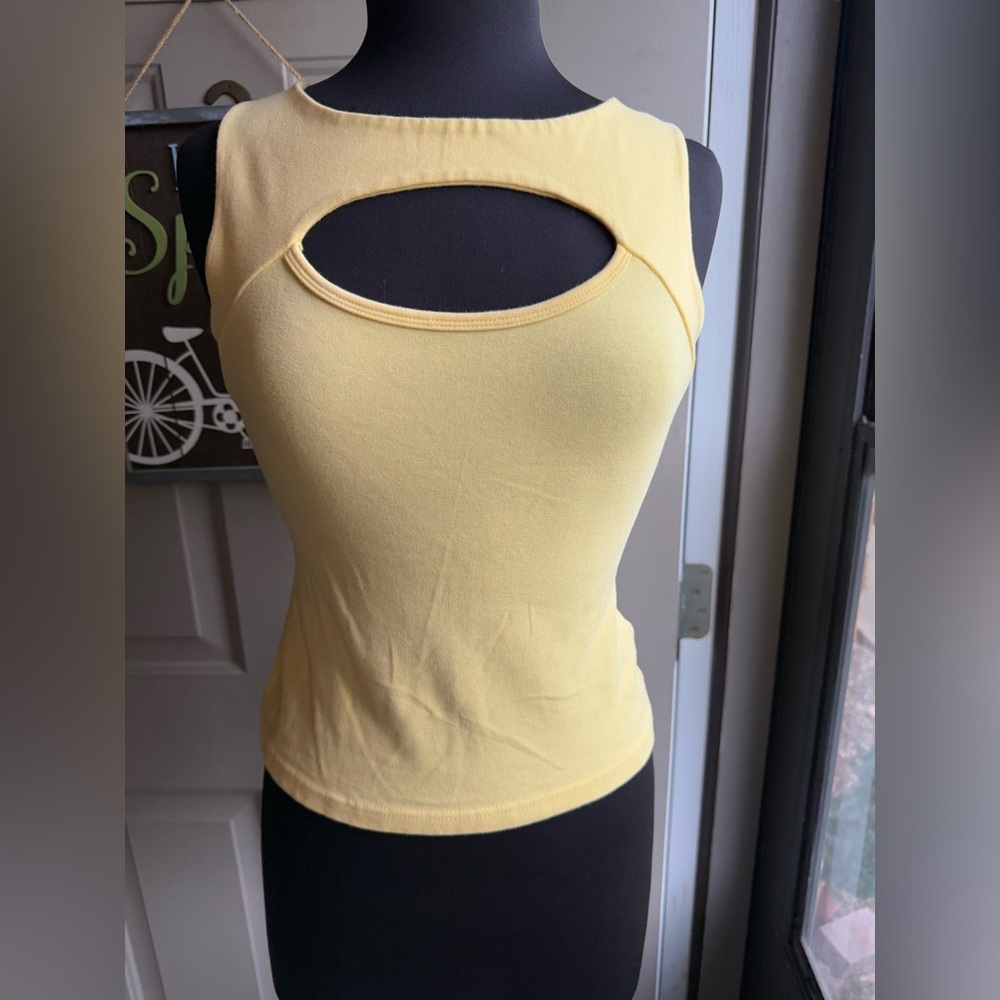 Vintage 90s Energie butter yellow stretch cut out fitted tank top, size large